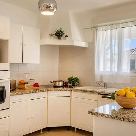 Casa Jasmin - Maison De Entre Et Jardin A 別荘 *